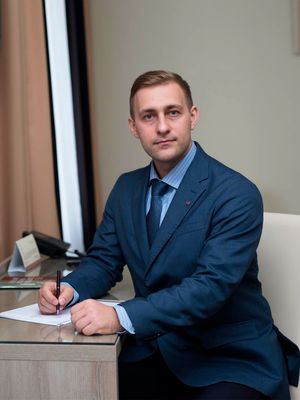 Алексей Ларионов