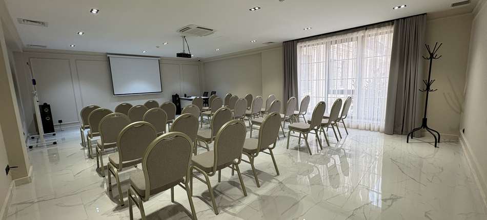 Конференц-сервис: Meridian Plaza