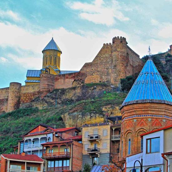 Крепость Нарикала